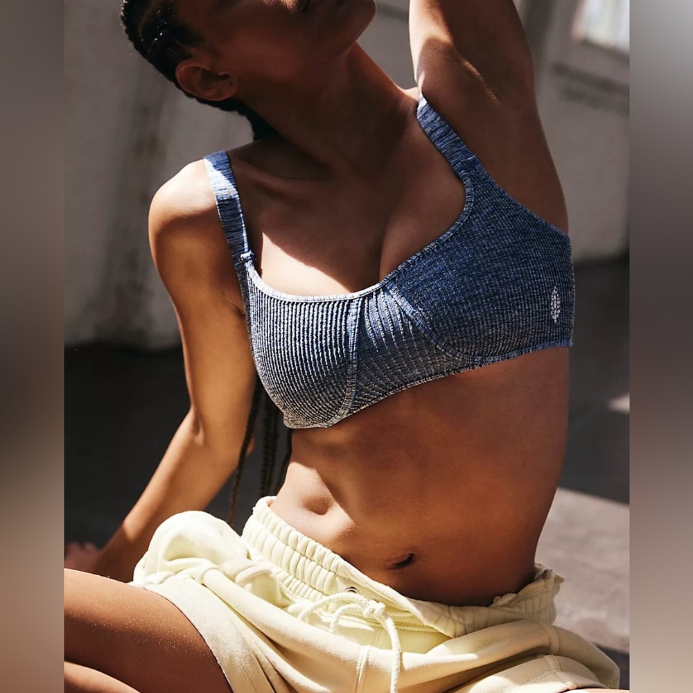 NWOT FP MOVEMENT BY FREE PEOPLE ARRONDI BRA